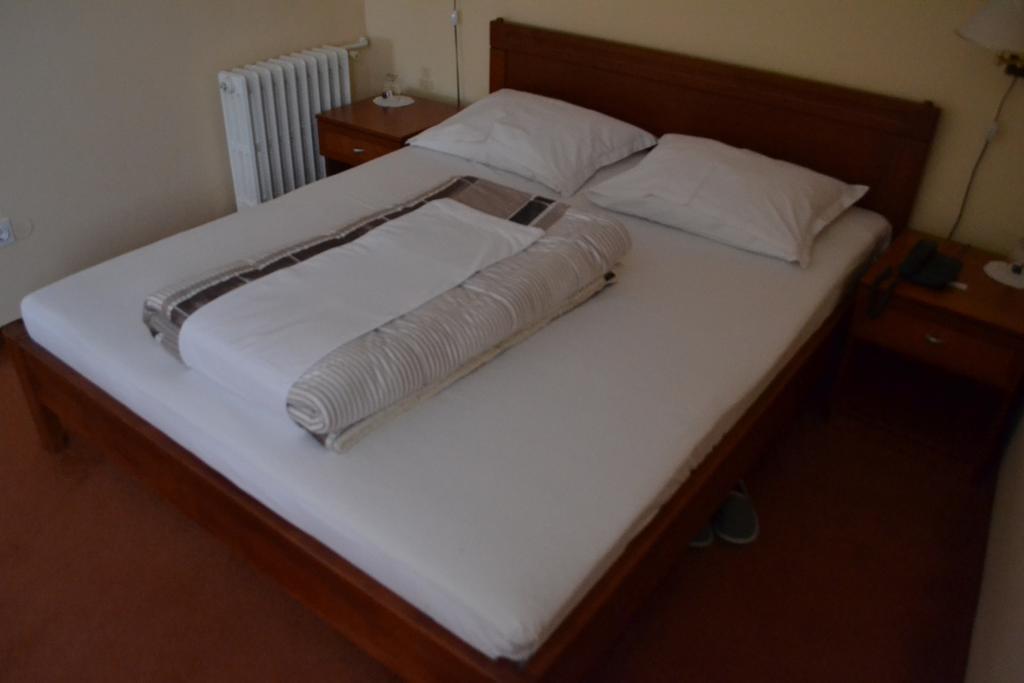 Ada Hotel Сараево Стая снимка